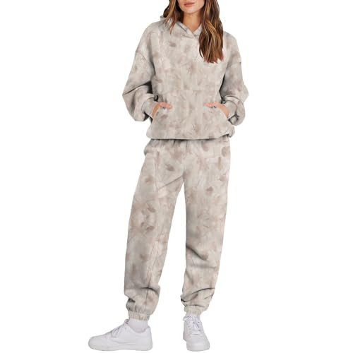 Camo Sweatsuits for Women Set 2 Piece,Womens Camo Hoodie Maple Leaf Print Oversized Sweaters Sweatshirt Camo Sweatpants | Amazon (US)