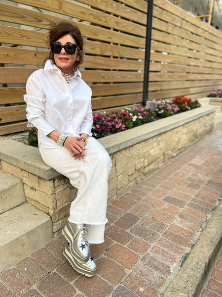 White look for spring. The jeans are fabulous, H&M fit TTS wearing a 2 the hem is raw so I was able to cut it to my length 

#LTKsalealert #LTKover40 #LTKfindsunder50