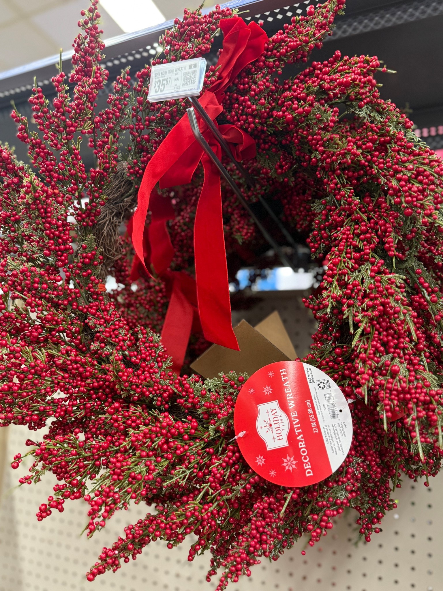 Spotted this gorgeous berry wreath in store today! I love the size of the berries. It’s really stunning in person!

#LTKHoliday #LTKHome #LTKSeasonal