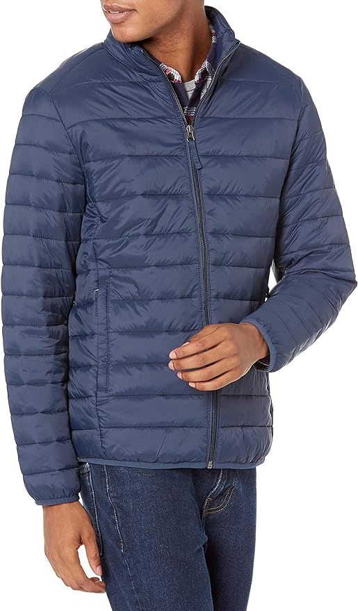 Amazon Essentials Men's Lightweight Water-Resistant Packable Puffer Jacket | Amazon (US)