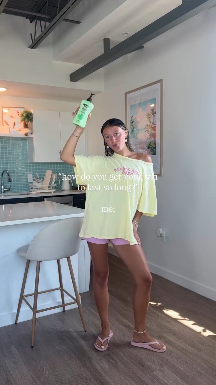 sharing my tanning secret with you guys 🌺🌟🥥

@hawaiiantropic #tanning #summer #tan #skincare