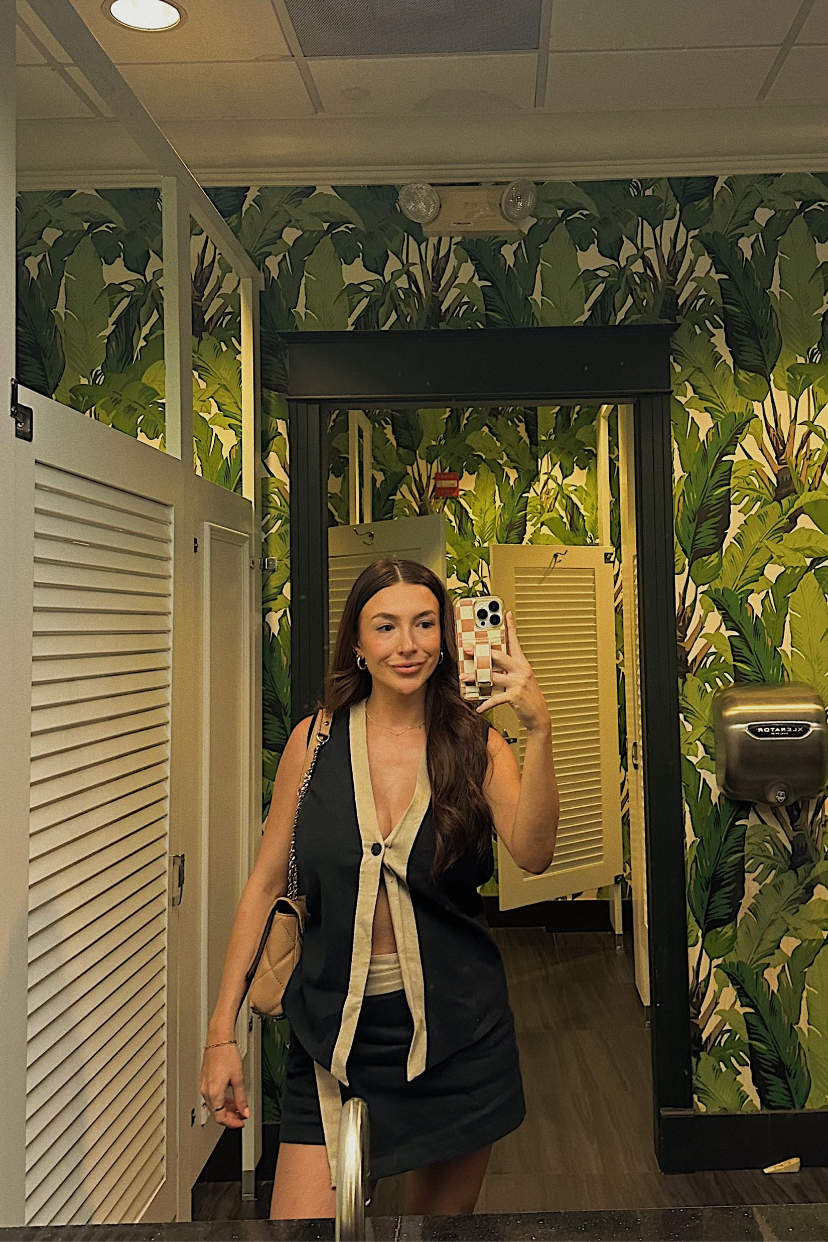 Abercombie set ✨

#abercombie #twopieceset 

#LTKSaleAlert #LTKBaby #LTKSummerSales