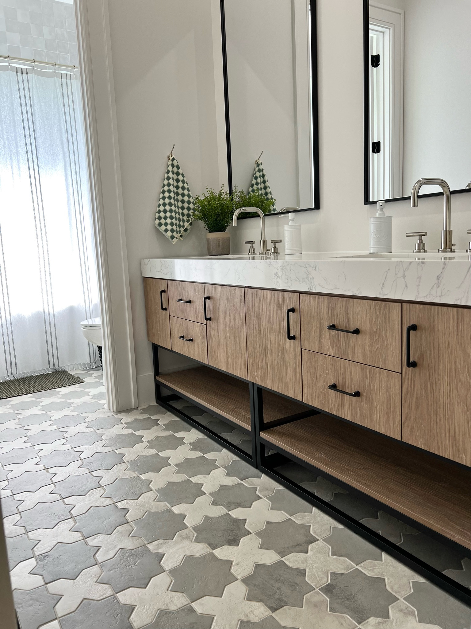 Bathroom, double vanity, star and cross tile, bathroom styling 

#LTKStyleTip #LTKHome