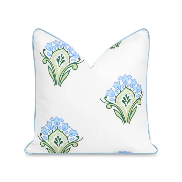 Coastal Indoor Outdoor Throw Pillow Cover, Floral with Piping, Baby Blue Green, 20"x20" | Hofdeco