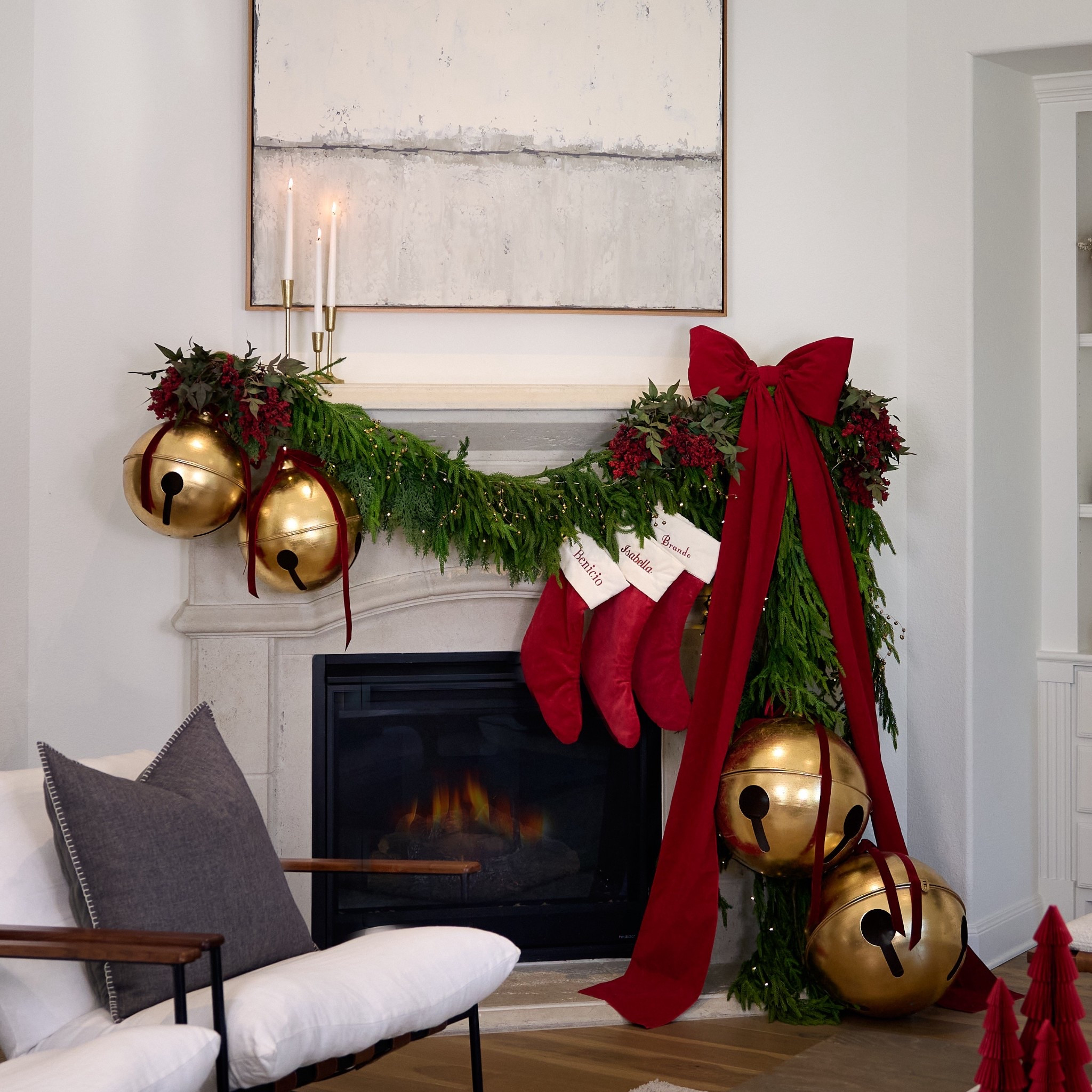 Counting down til Christmas ❤️

Garland
My Texas House garland
Bow
Mantel

#LTKHome #LTKSeasonal #LTKHoliday