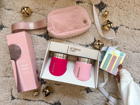 Pink girly Christmas vibes, Christmas gift ideas in stocking stuffers for tweens from target with a pink Tumblr set and Lululemon Sherpa bag

PMD CYBER WEEK INFO: Black Friday will be 40% OFF with code: FRIDAY40 from 11/23-11/30

#LTKCyberWeek #LTKHoliday #LTKGiftGuide
