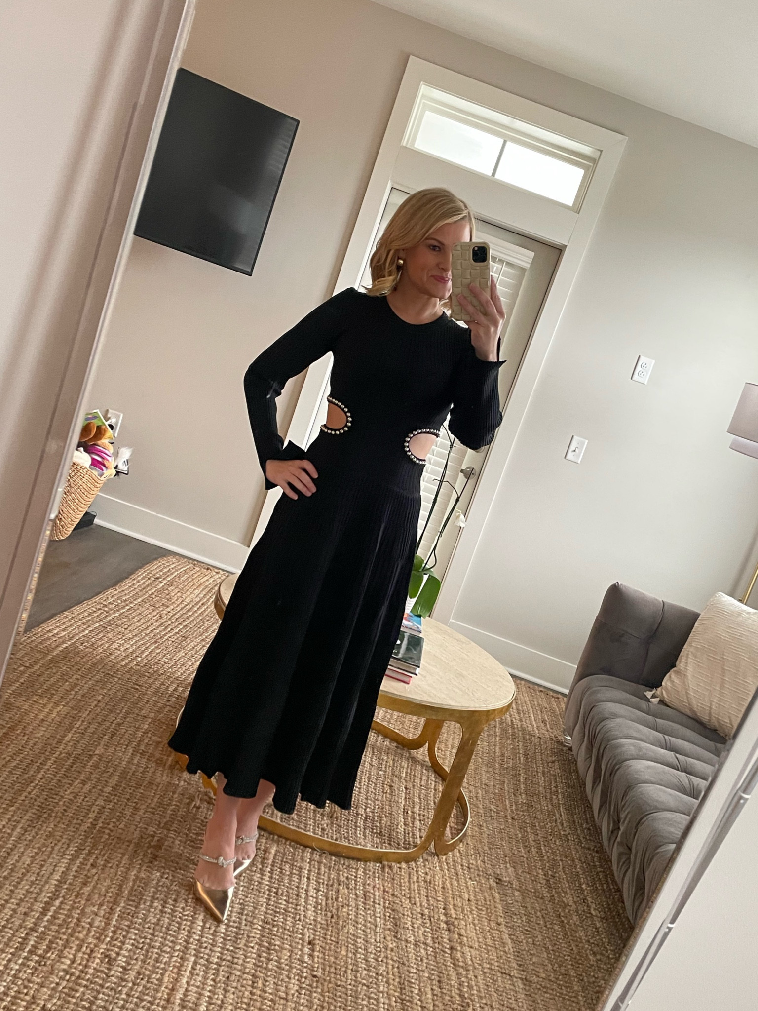 Holiday dress 

#LTKparties #LTKSeasonal #LTKHoliday