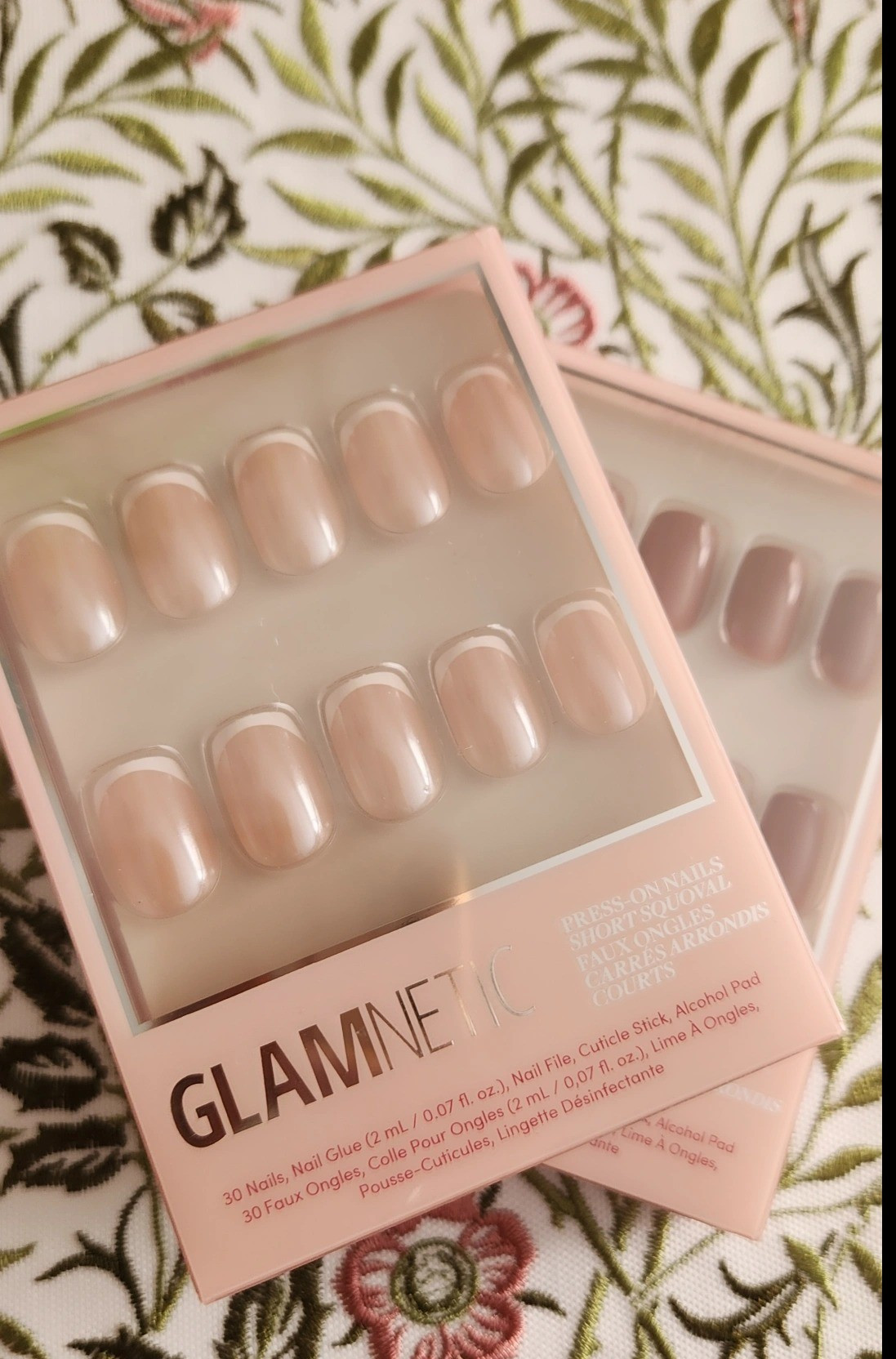 Glamnetic press ons 💕 #nails #glamnetic 

#LTKBeauty #LTKdayinmylife #LTKgrwm