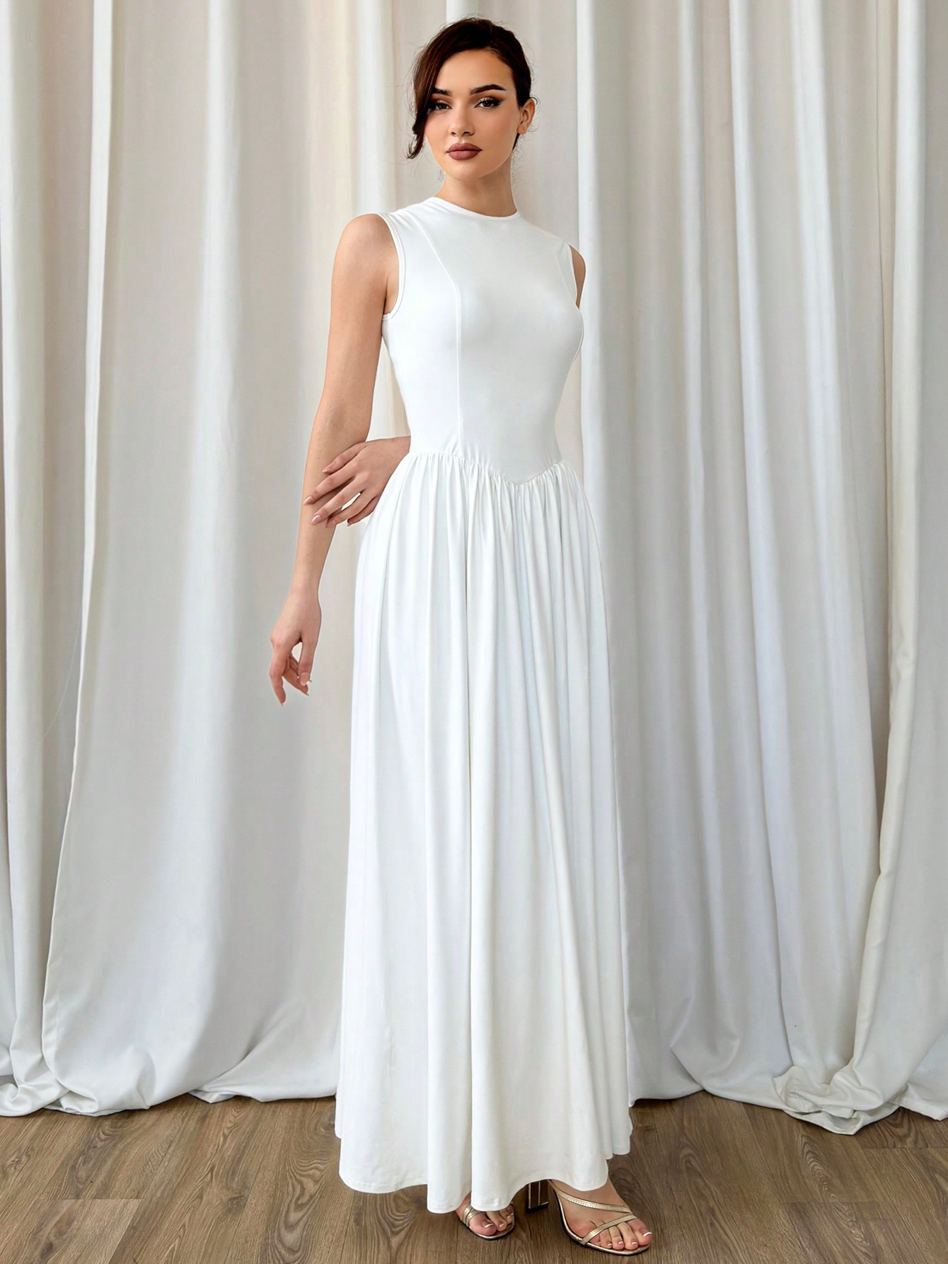 SHEIN Aloruh Mouwloze maxi-jurk met ronde hals en lage taille | SHEIN