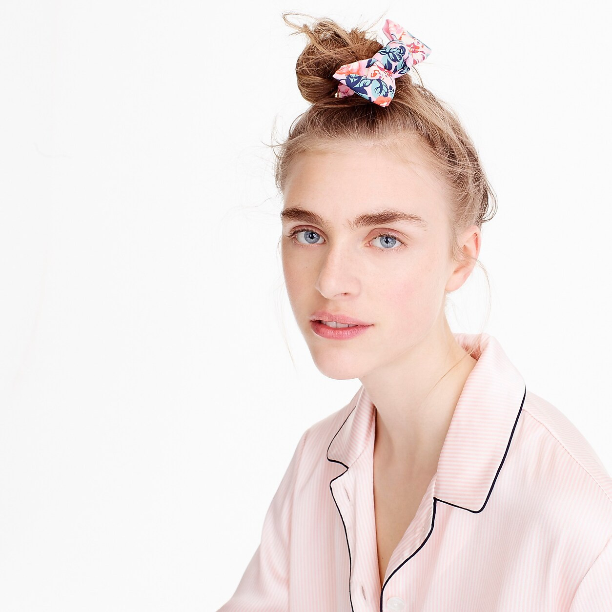 Bow hair tie in Liberty floral | J. Crew US