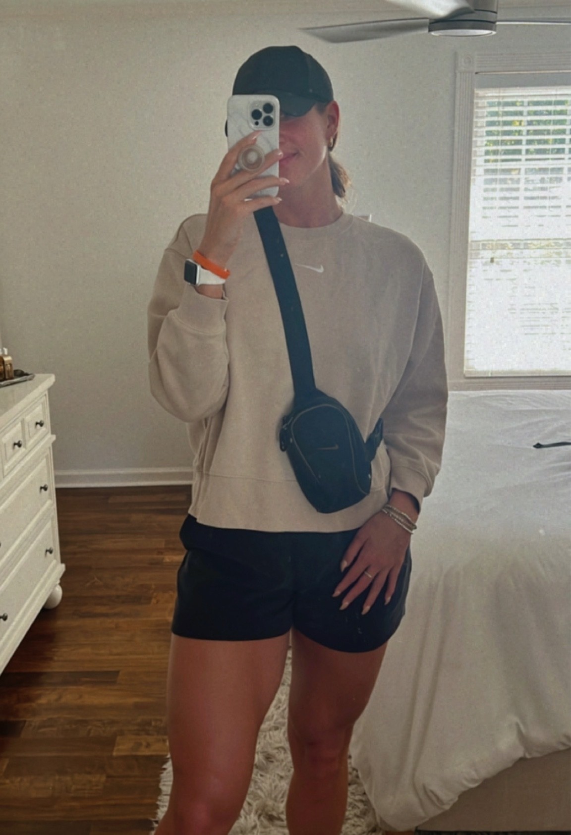 #LTKU
#LTKunder50
#LTKstyletip
#LTKworkwear
#LTKfit
#LTKSeasonal
#LTKsalealert 
#nike
#lululemon 
#LTKunder100

Fall
Fall Fashion
Fall style 
Fall outfit inspo
Fall outfits
Fall outfit photo ideas 
Tall fashion
Athleisure  
Nike crossbody 
Nike sweatshirt 
Lululemon
Athleisure 


#LTKfit #LTKstyletip #LTKunder50