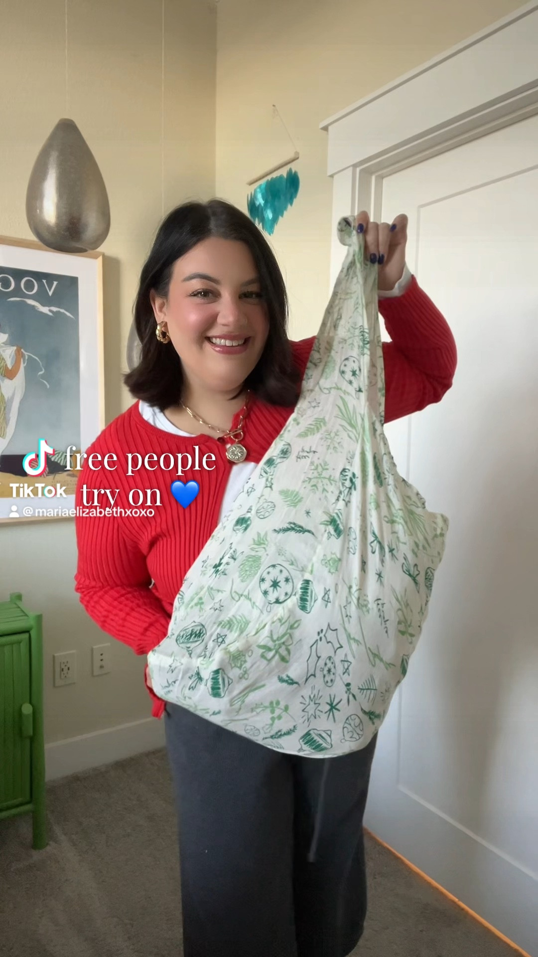 Wearing a size large in both :) 

#LTKMidsize #LTKStyleTip #LTKBeauty