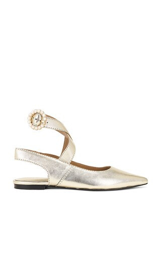 Free People Parisa Point Flat in Metallic Gold. - size 7.5 | Revolve Clothing (Global)