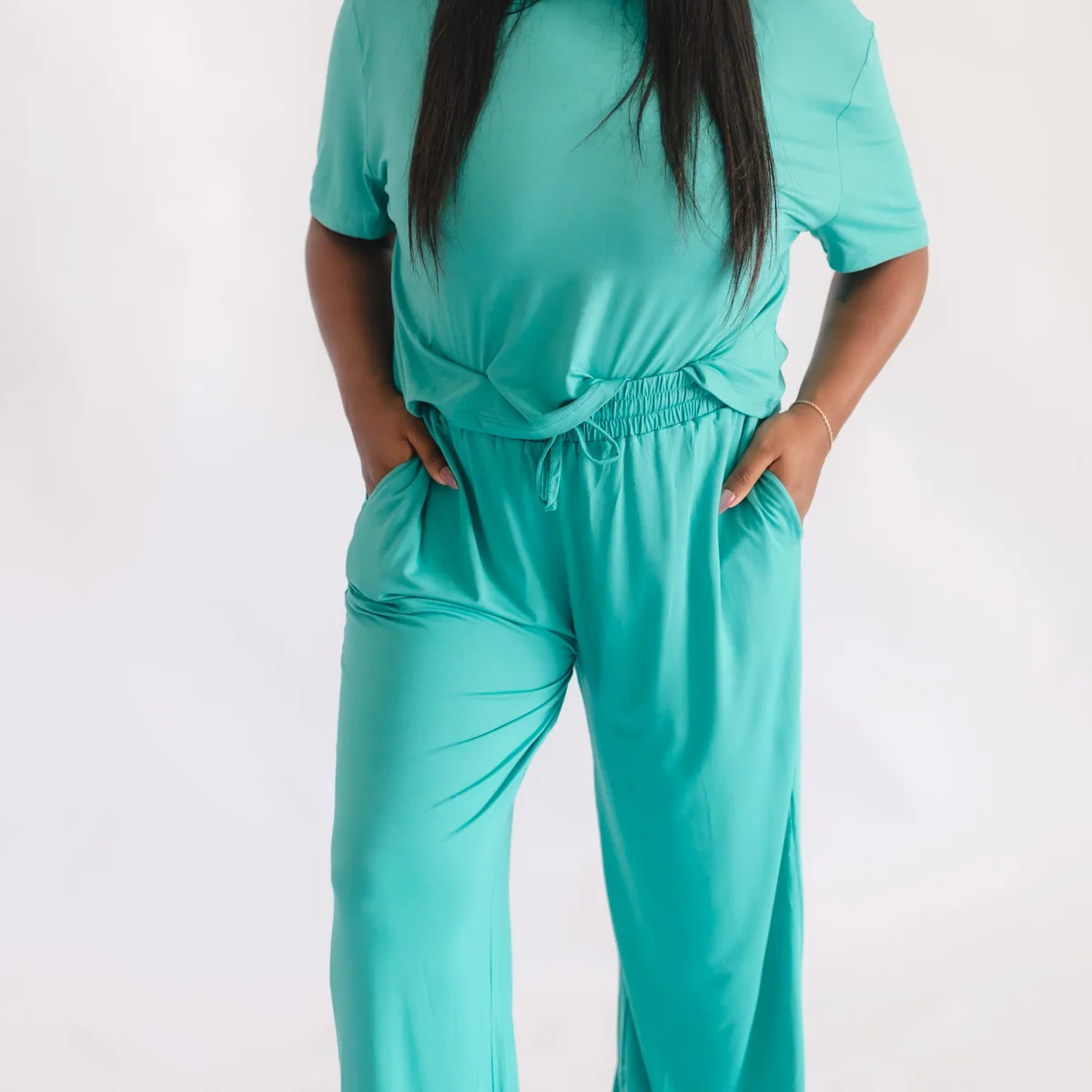 Women's T-Shirt and Pants Set in Teal | Silks Design