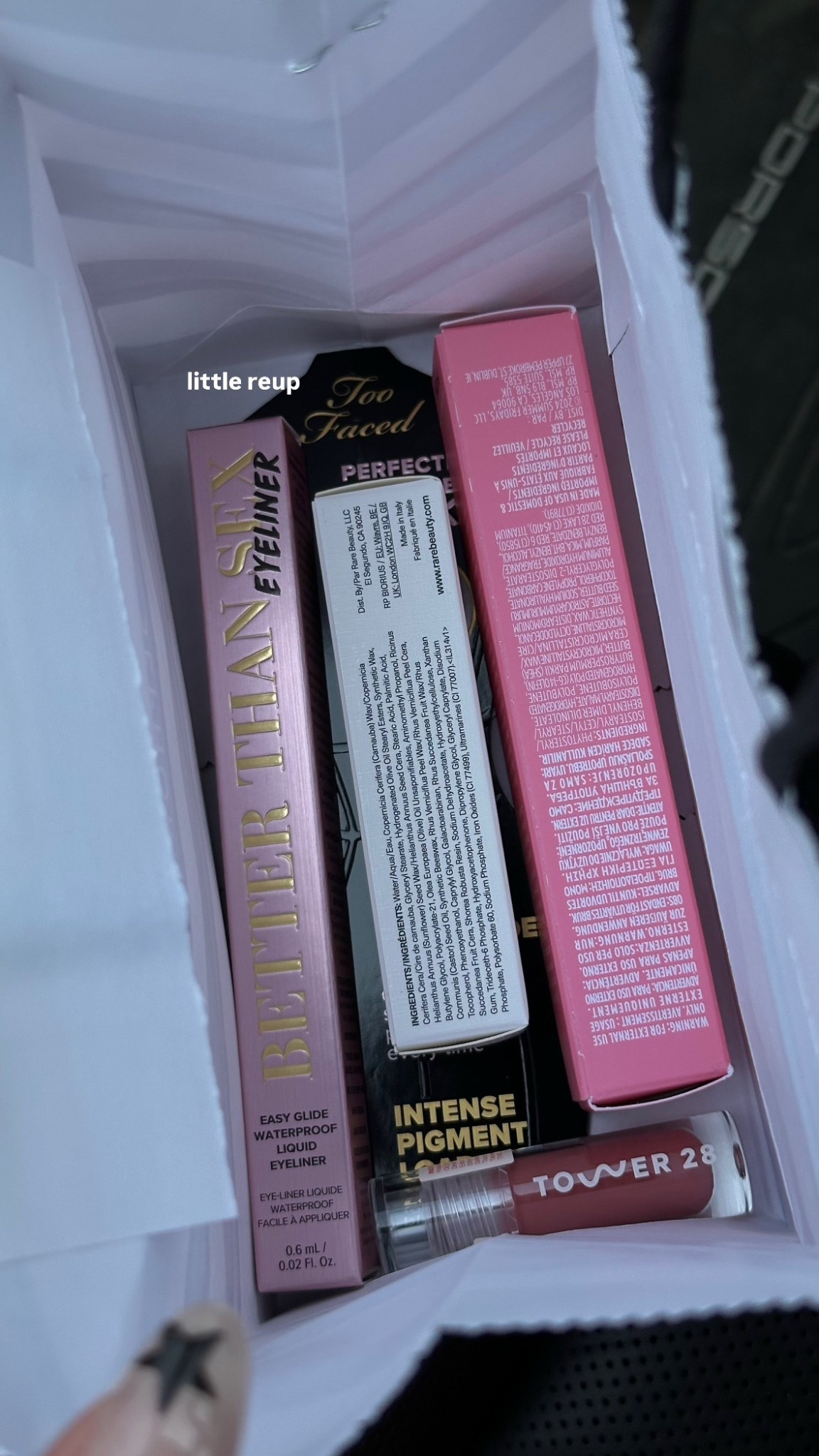 mini haul pre Miami


Liquid eyeliner brush tip 
Lip gloss
Mini mascara (favorite)

Tower28 lipgloss 


Sephora too faced rare beauty summer Fridays 



#LTKBeauty #LTKFindsUnder50 #LTKTravel