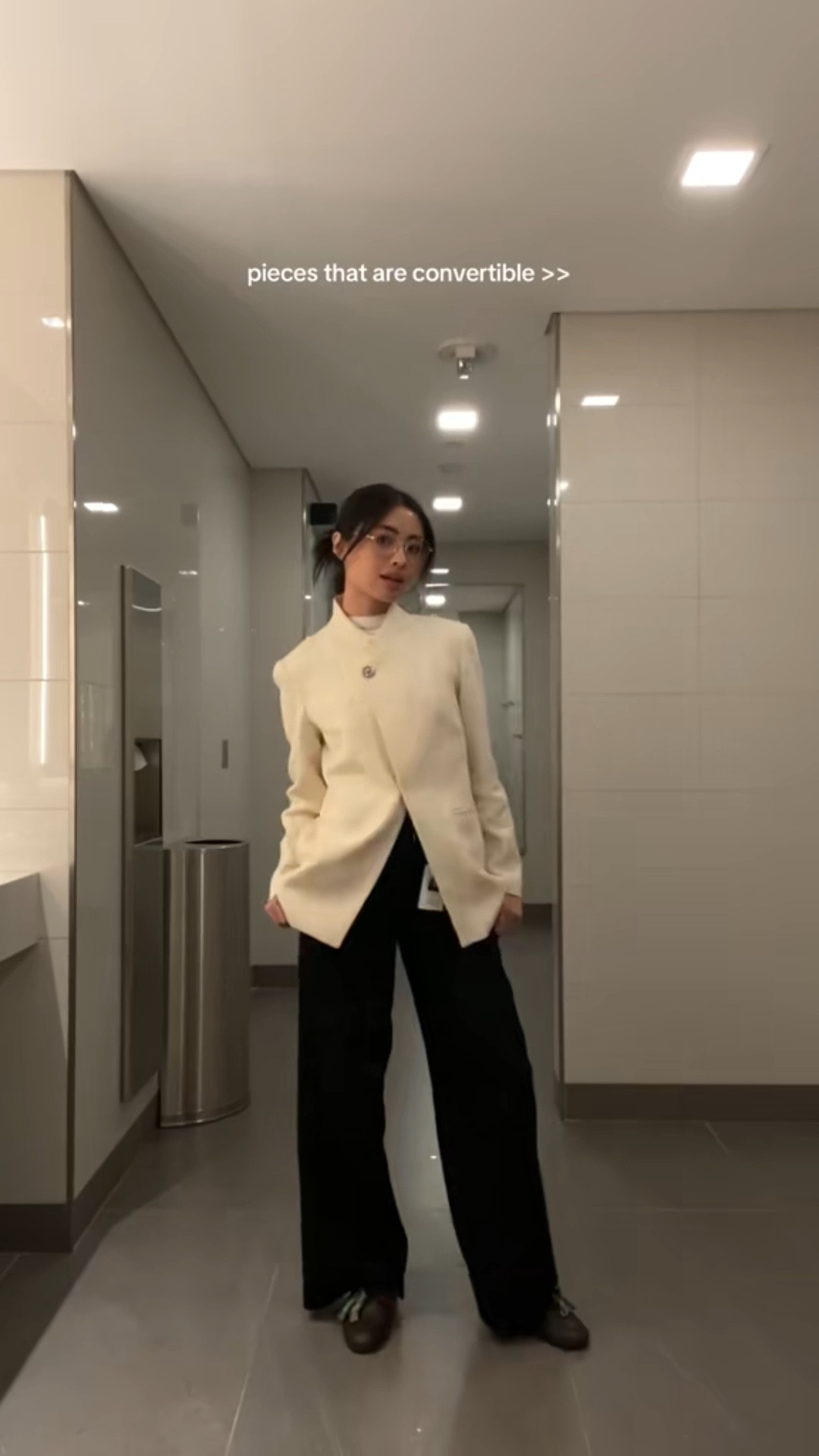 unique blazer for work! 

#LTKfall #LTKworkwear #LTKmodest