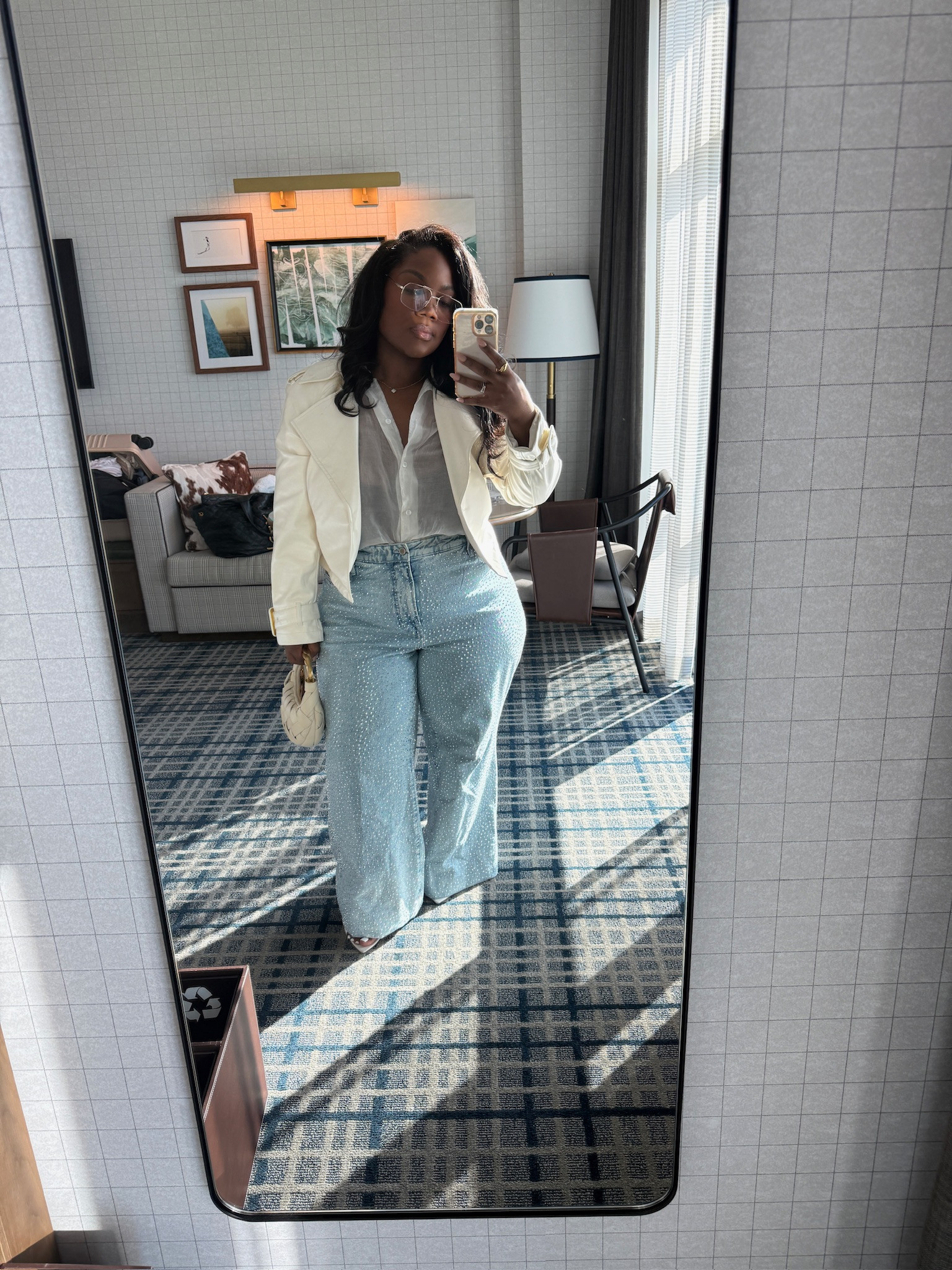 LTK Con Day 1 OOTD

Shirt is The Frankie Shop and jeans are Good American but both are sold out so linked similar!

Fall outfit, business casual outfit, denim, leather jacket, LTK Con, LTK Con Outfit, emmy petit 

 

#LTKCon #LTKWorkwear #LTKPetite