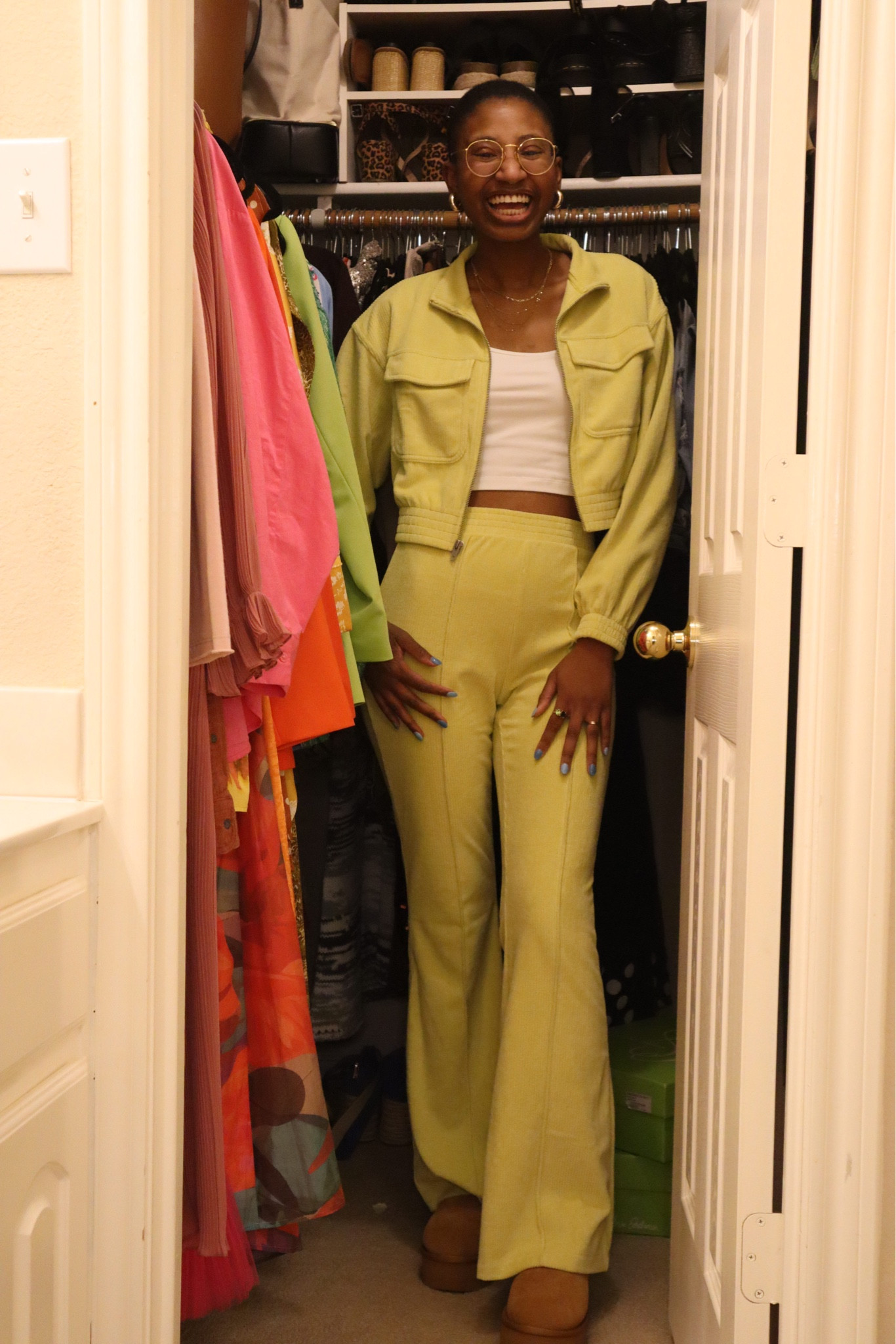 velour aerie two piece set with high waisted pants and a matching cropped jacket—you can go wrong in this loungewear look !!! 

#LTKsalealert #LTKshoecrush #LTKunder100