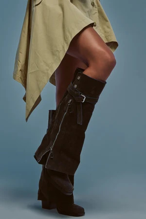 AKIRA Azalea Wang Eira Block Boot With Square Toe | Brown | Size 8 | AKIRA