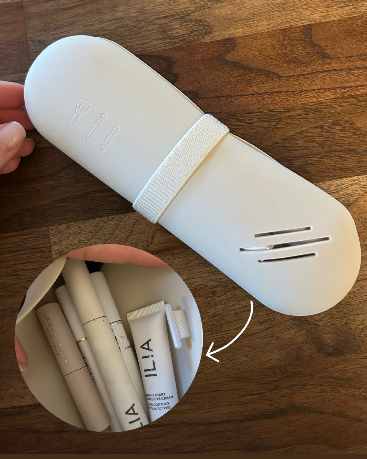 the best travel makeup brush pouch! we use for stick makeup too [mascara, brow gel, concealer sticks, etc!]

bonus: we tagged what was inside _ our 5-min face favorites for low key girls weekend ! 

#LTKtravel #LTKbeauty