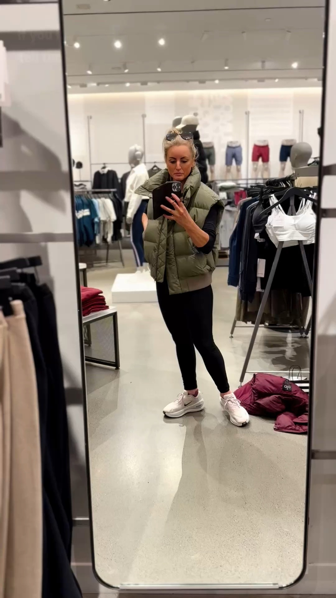 Completely obsessed with this new bomber vest!!!

#LTKfitnessgoals #LTKdayinmylife #LTKOver40