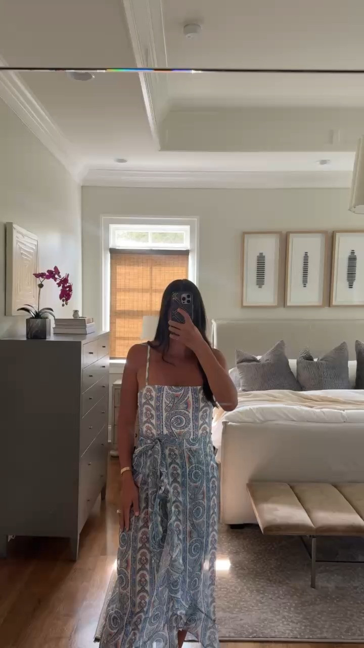 Swimwear you can chase the kids in!

TTS: M

hill house, hill house new arrivals, hillhouse swimwear, swimwear, sarong, swimwear prints, travel outfit, tropical outfit, grace white 

 

#LTKootd #LTKSwim #LTKTravel