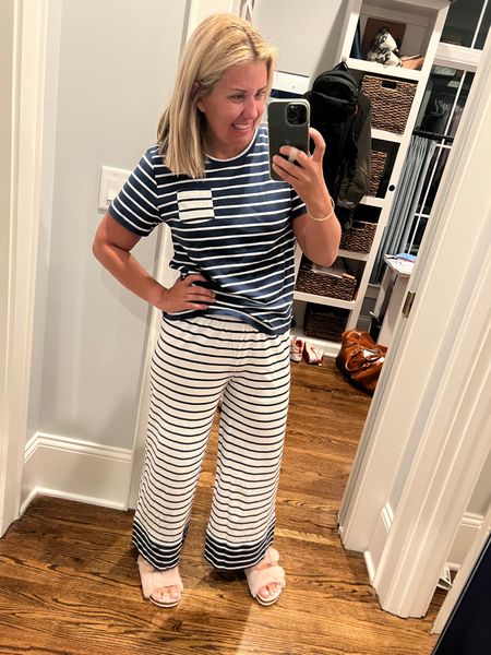 Pajama mama… knocking out this Monday in my comfy cozies before I head out for the day!

#lakepajamas #ltkpajamas #ltkmom

#LTKover40 #LTKGiftGuide #LTKshoecrush