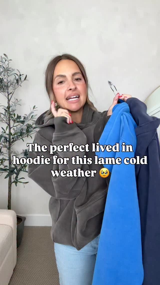 The best oversized sweatshirt to live in when it’s cold and cloudy outside 🥹Amazon hoodies. Amazon fall fashion. Amazon winter fashion. Amazon ootd. Easy Amazon fashion finds.

#LTKootd #LTKmomlife