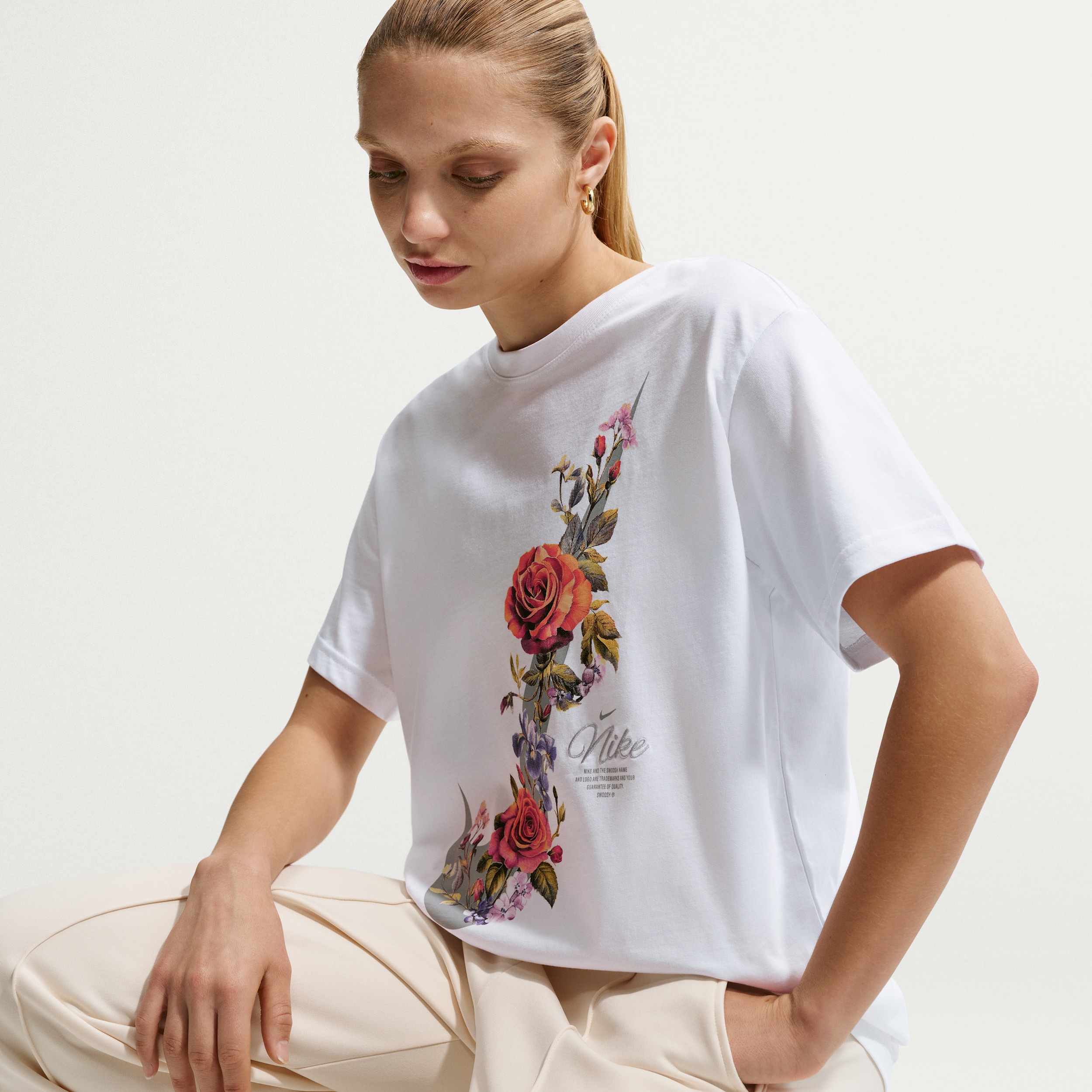 Women's Nike Sportswear T-Shirt in White | IR4689-100 | Nike (US)