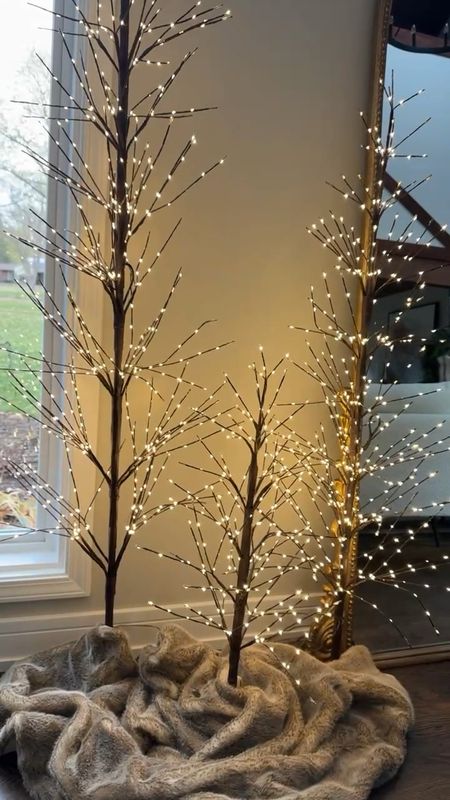 My favorite twinkling twig trees are 25% off right now! They’re such a gorgeous piece to add to any room and they come in three heights—3 ft, 5 ft, and 7 ft! 

This gleaming primrose mirror is also 30% off right now too! 

#LTKHoliday #LTKsalealert #LTKhome
