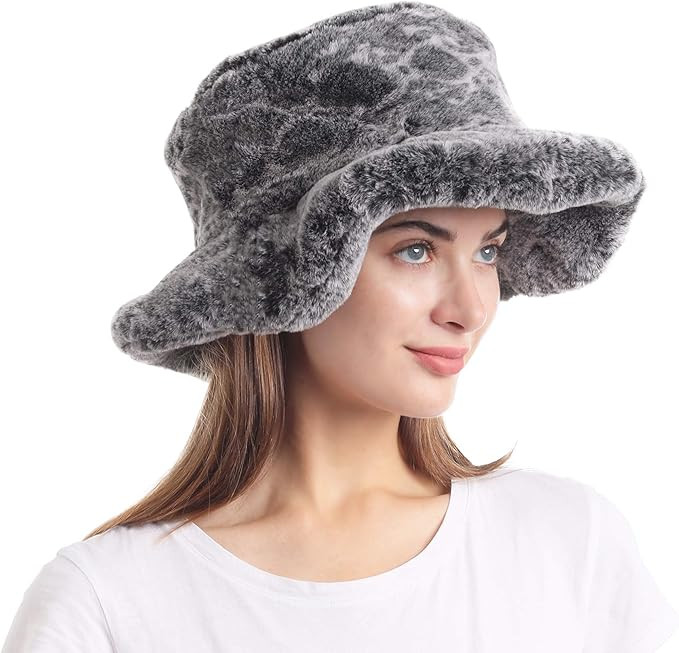 LA CARRIE Women's Snakeskin Print Faux Fur Bucket Hat Winter Warmer Fisherman Cap | Amazon (US)