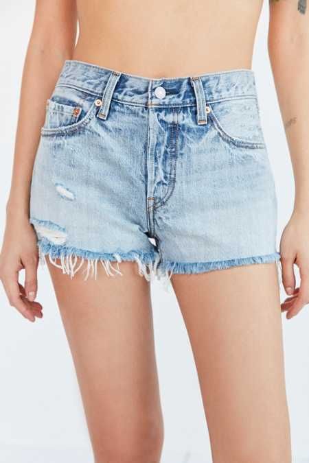 Levi's 501 Frayed Denim&nbsp;Short | Urban Outfitters US