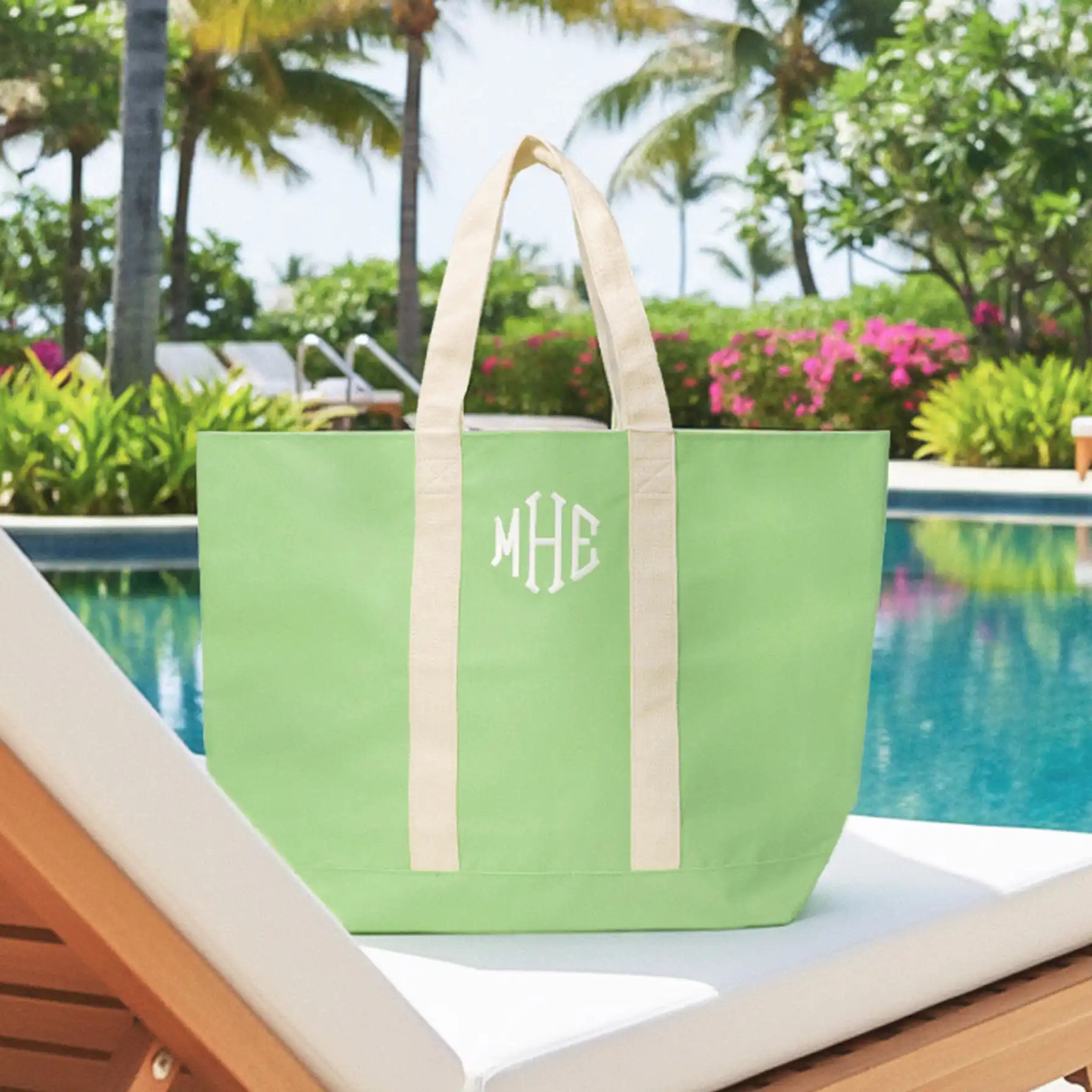 Monogrammed Waterproof Pool Tote | Marleylilly