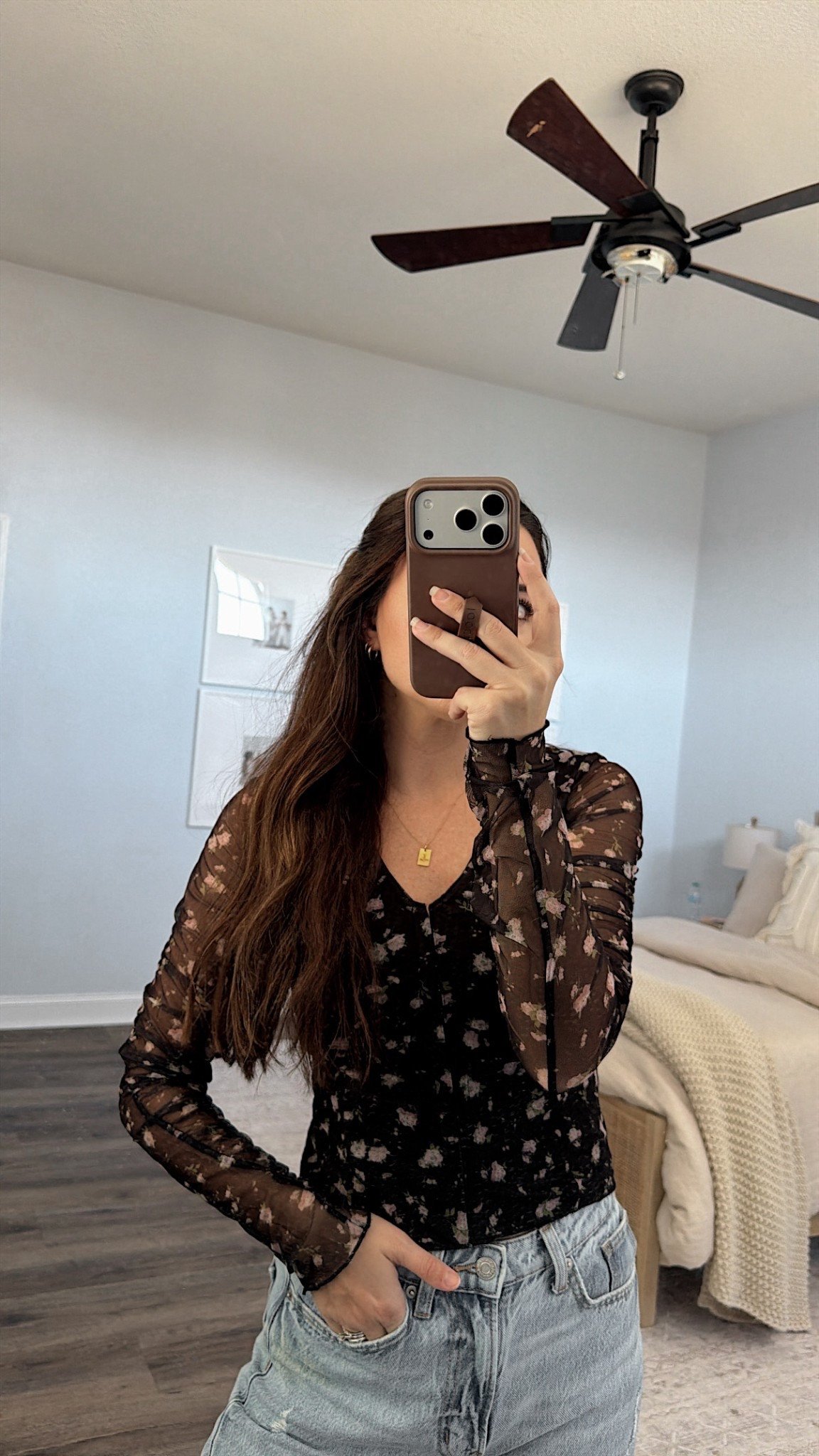 Floral Mesh v neck top size small
Wide leg jeans tts 
Black Friday sale 
Cyber week sale!
Pink Lily haul 

#LTKootd #LTKSaleAlert #LTKCyberWeek