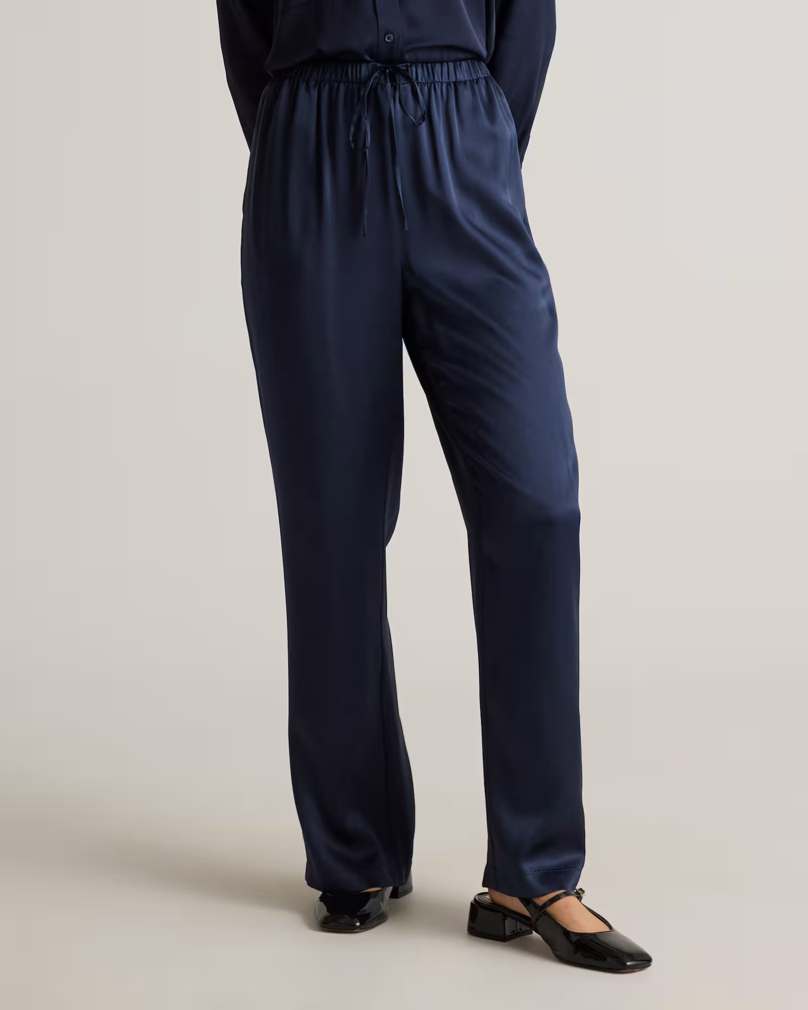100% Washable Silk Drawstring Wide Leg Pants in Navy | Quince