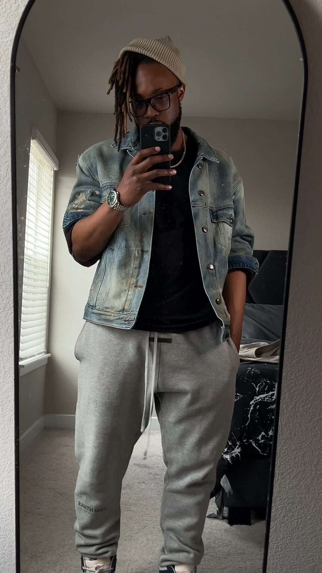 Sometimes a beanie is just what you need


#LTKhome #LTKmens #LTKstyletip