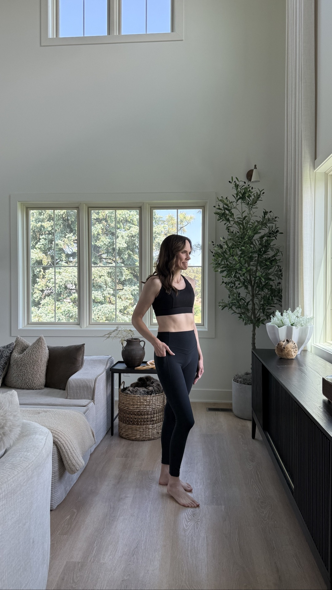 I am loving this workout matching set from Amazon.  The quality is 10/10.  It is soft but hugs you just right.  I am a big Lulu fan but love this option from Amazon!

#LTKHome #LTKootd #LTKActive