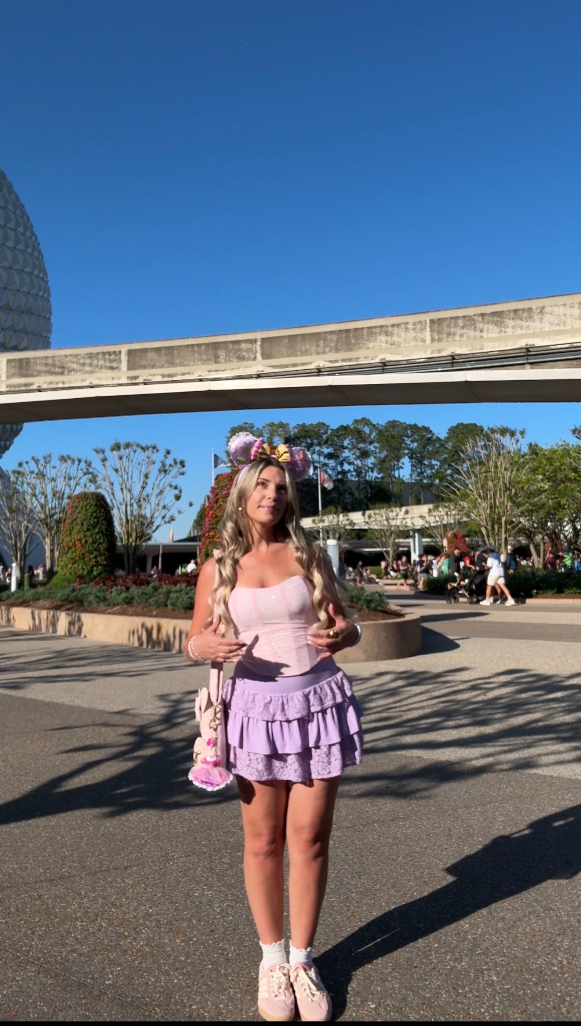 Comfy outfit for a park day at Disney! 

#LTKActive #LTKdayinmylife #LTKTravel