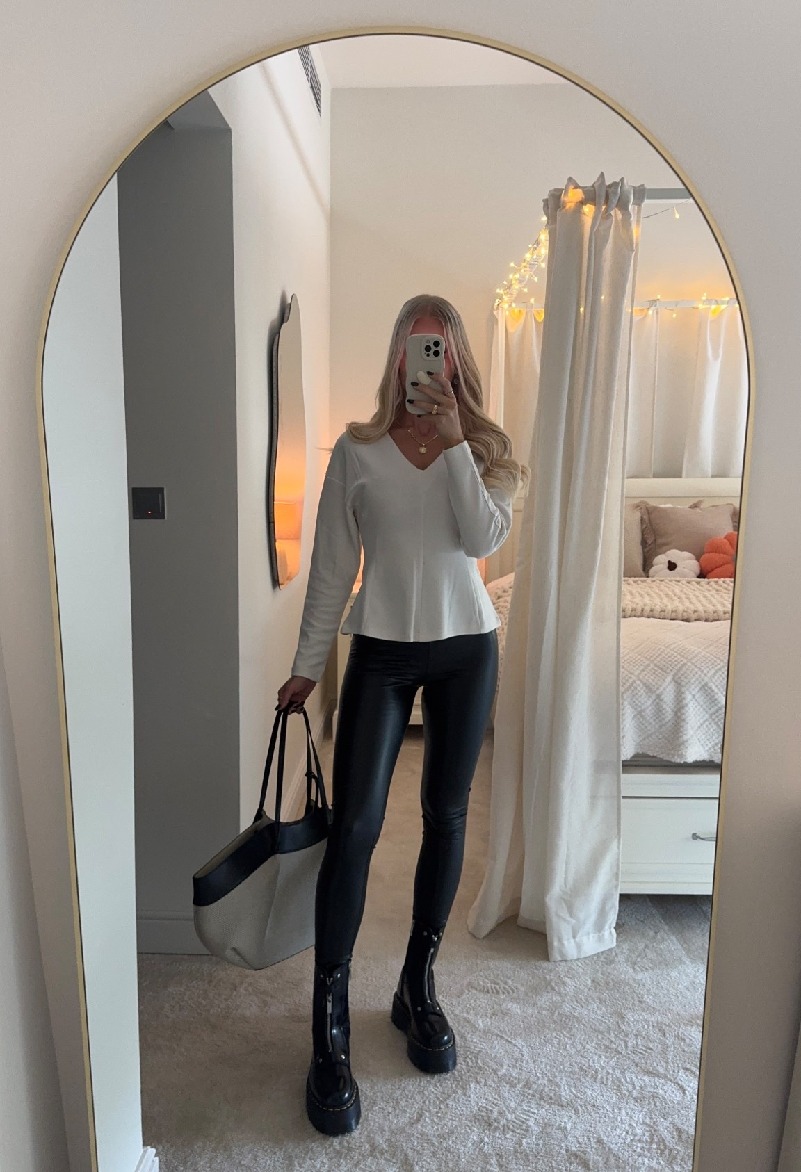 Fall OOTD 🧸

#LTKFindsUnder50 #LTKSeasonal #LTKStyleTip