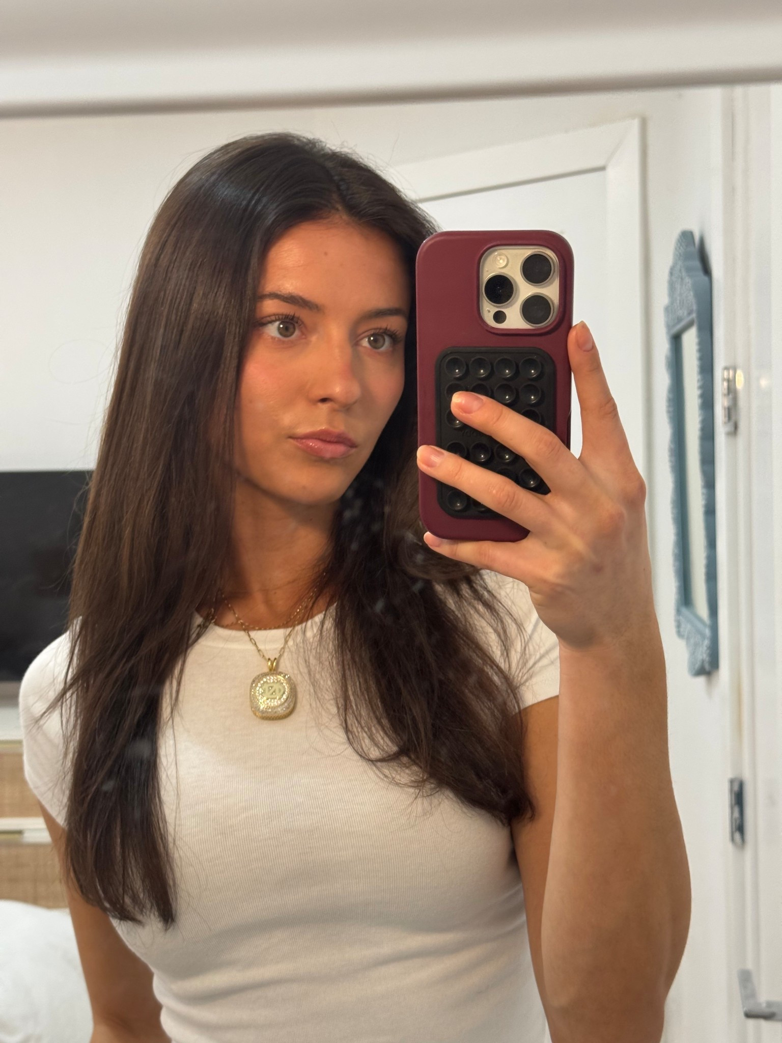 Comfiest t-shirt ever from Aritzia. I constantly reach for this #aritzia #tshirt #comfy #casual #outfitt