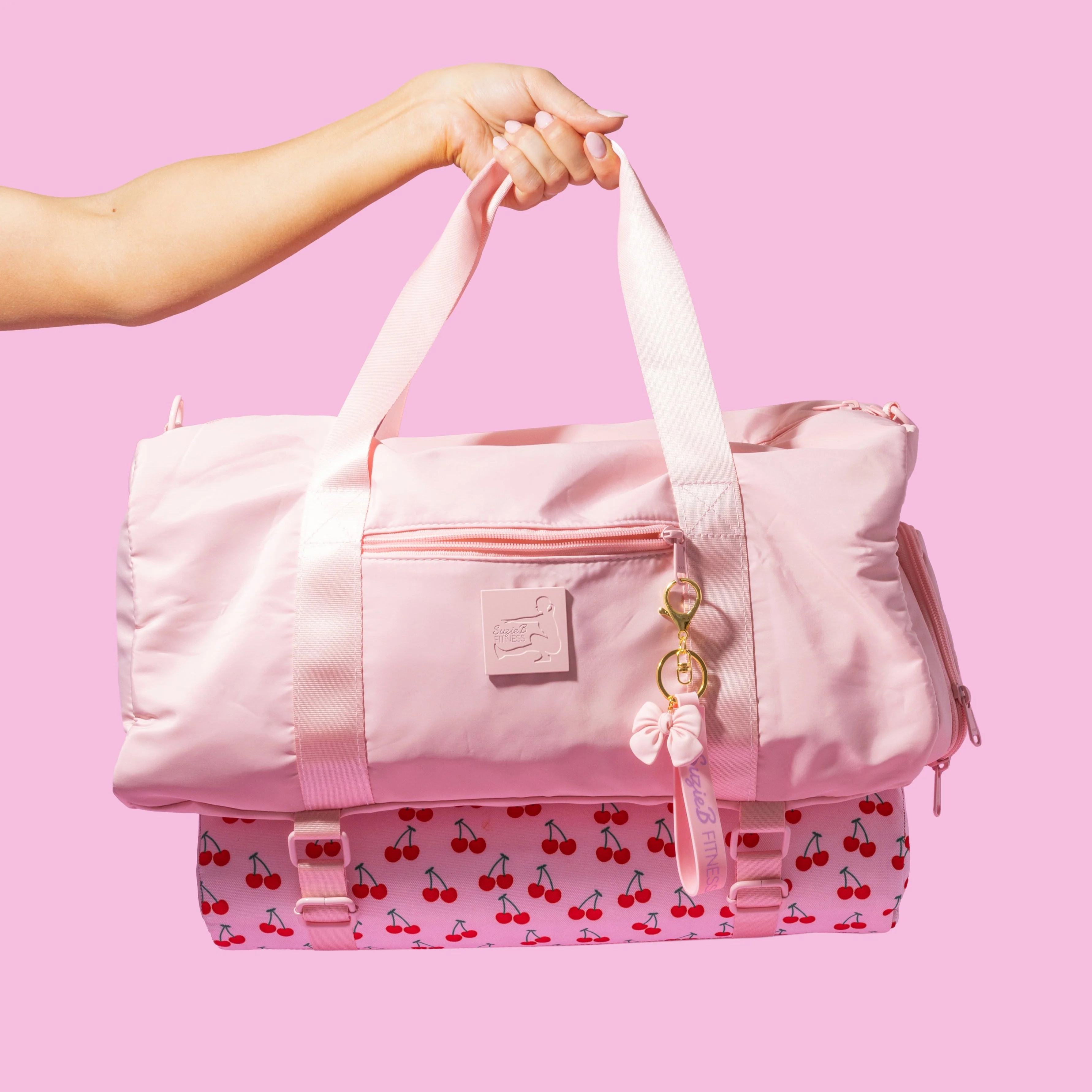 BOW PINK DUFFLE BAG | SuzieB Fitness