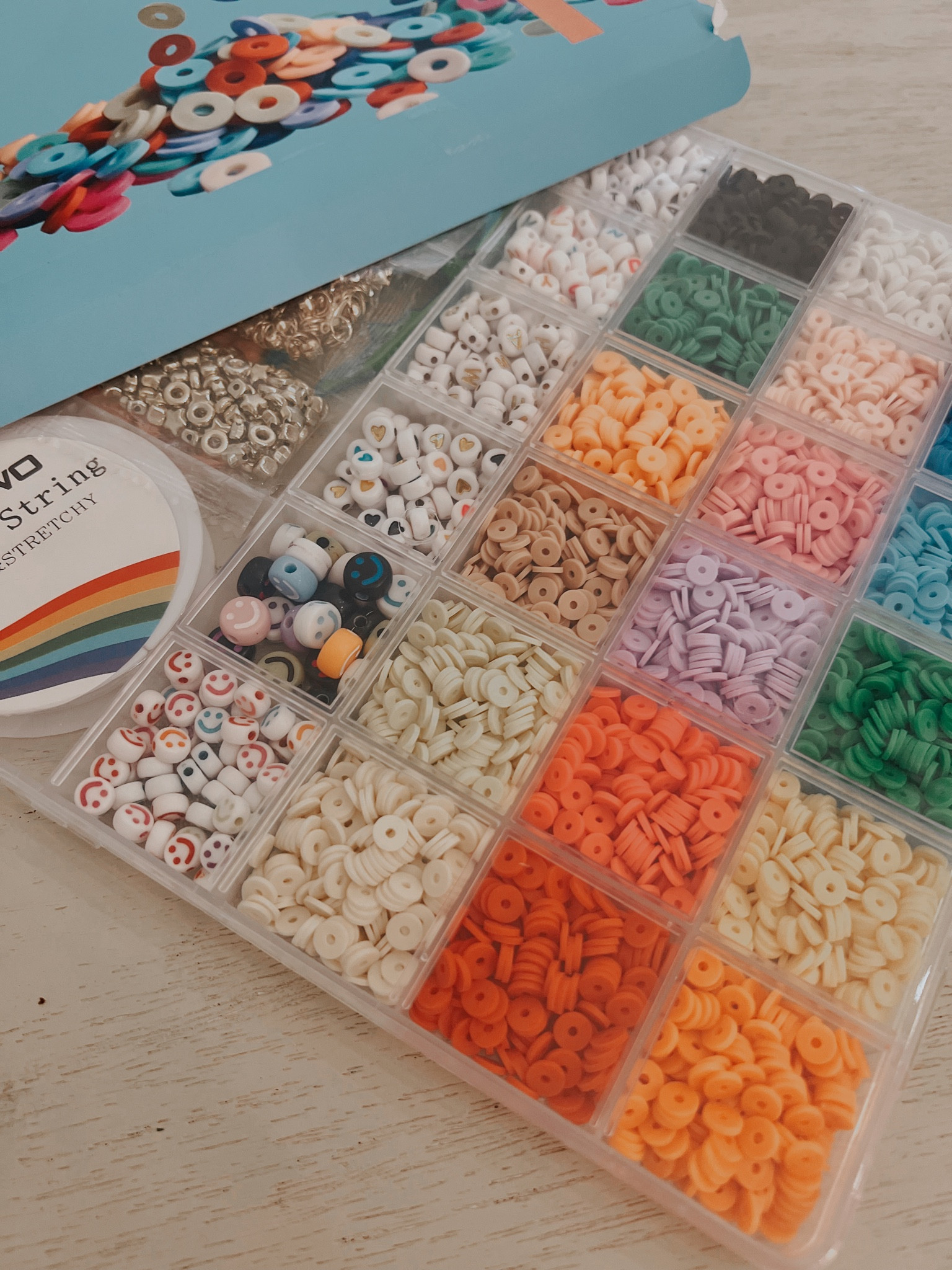 5100 Clay Beads Bracelet Making Kit