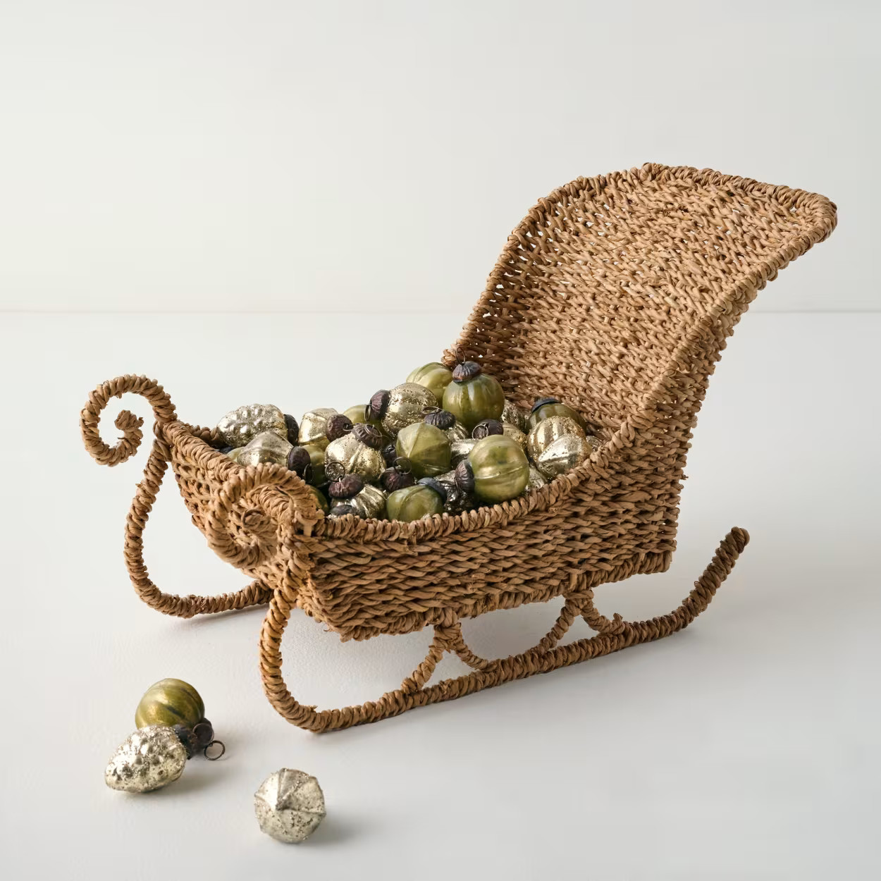 Woven Sleigh | Magnolia