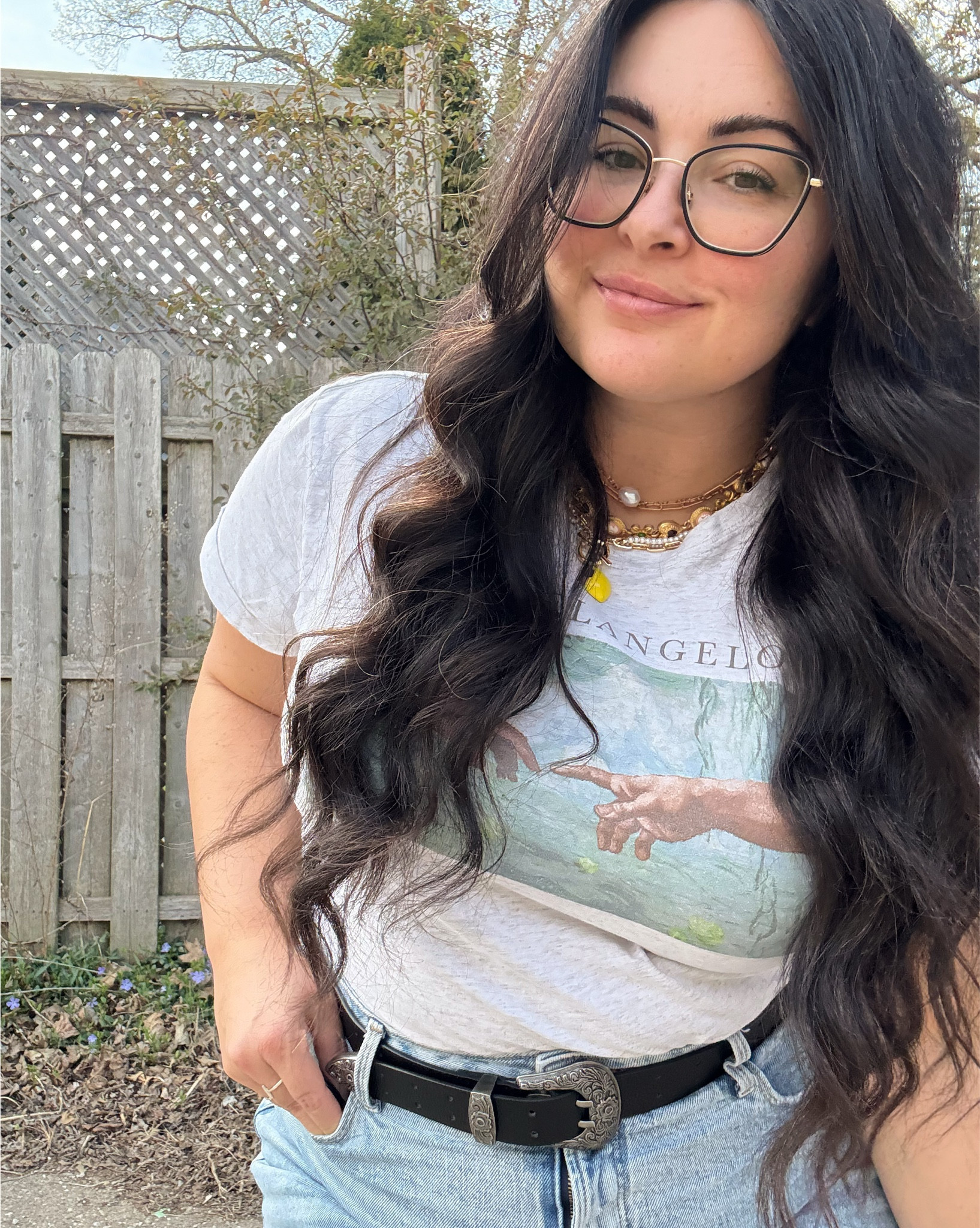 ✨ fit checkkk ✨ Accessories can make or break a fit! Adding this western-chic belt & a bunch of layered necklaces turned a casual tee & jeans into a fashion moment ✨ + The necklace stack was definitely a hit, got multiple compliments!