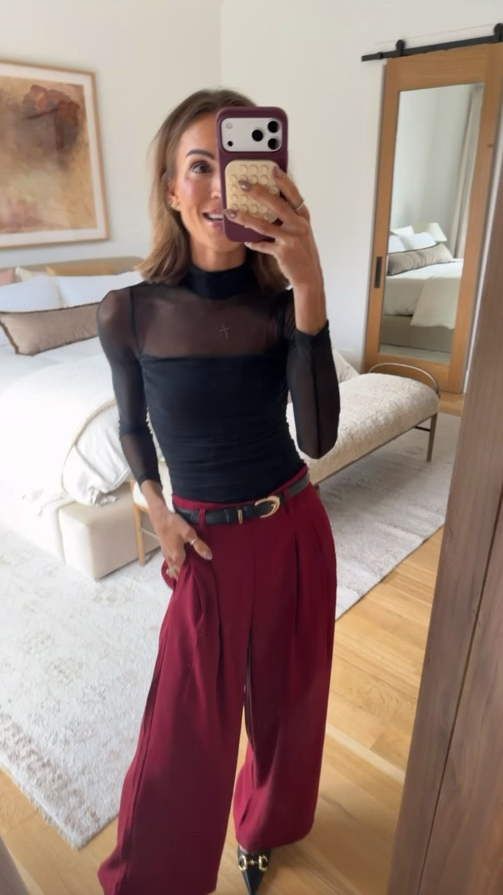 amazon holiday outfit under $50! 🎄

#LTKFindsUnder50 #LTKHoliday