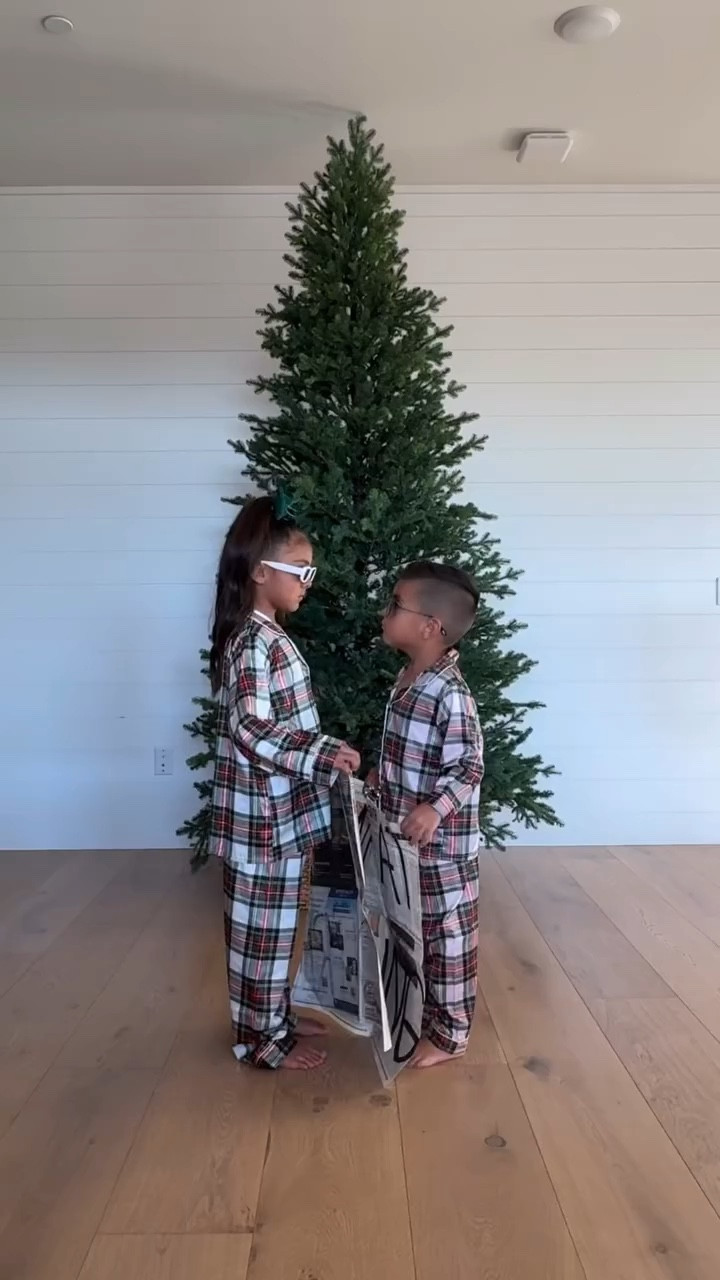 Hi! Save now because these are the top Holiday gifts of 2024. Keep watching for the Toys your kids REAALLY want that won’t break the budget! @Walmart is coming in hot with these amazing toys and they are budget friendly!!! 

#LTKFamily #LTKHoliday #LTKFindsUnder50