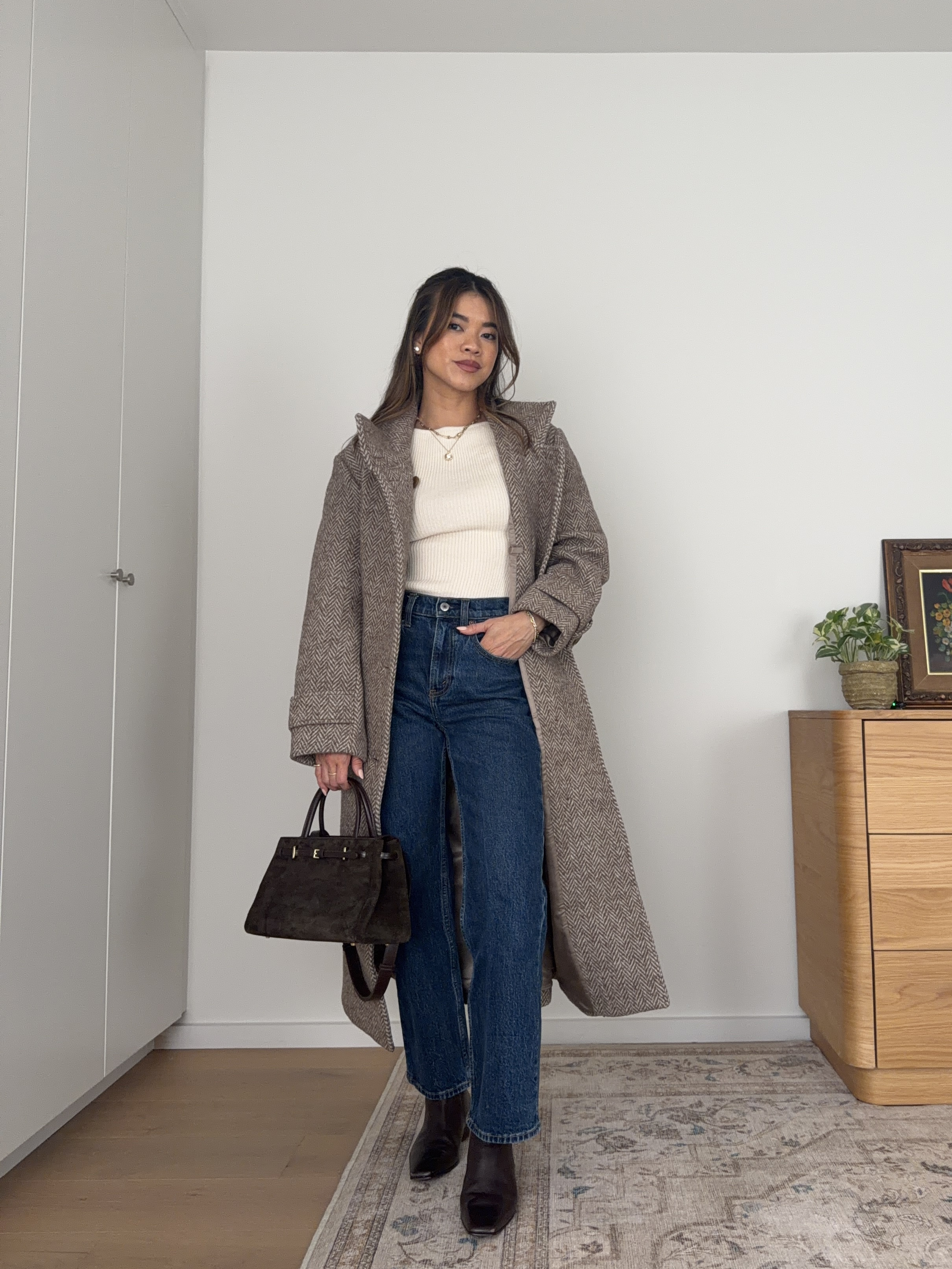 I love matching my accessories! Brown and suede are in this fall.

Sizing info:
• Abercrombie 3/4 Sleeve Slash Neck Sweater (Size XS in Warm Beige)
• Abercrombie High Rise 90s Relaxed Jeans (Size 23 Extra short in Dark Wash)
• Abercrombie Wool-Blend Funnel-Neck Long Coat (Size XS in Brown Herringbone Size) (SIZE DOWN!)

Fall Abercrombie new arrivals, Abercrombie sweaters, Abercrombie petite pants, Abercrombie petite denim, Abercrombie fall jackets, Abercrombie petite coats, Petite style, petite fashion, mom outfit, mom style, petite pants, petite outfit ideas, petite outfits, best pants for petite, petite denim, vacation outfits, fall outfits, fall style, fall trends, fall looks fall outfit ideas, Abercrombie try on, fall boots, fall denim, fall lookbook, fall outfits

#LTKootd #LTKSeasonal #LTKPetite