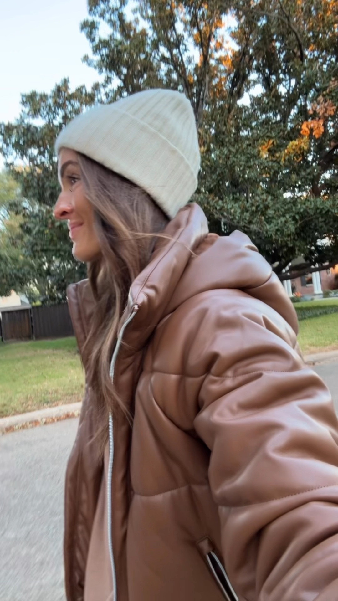 wearing a size small in puffer jacket 🤎