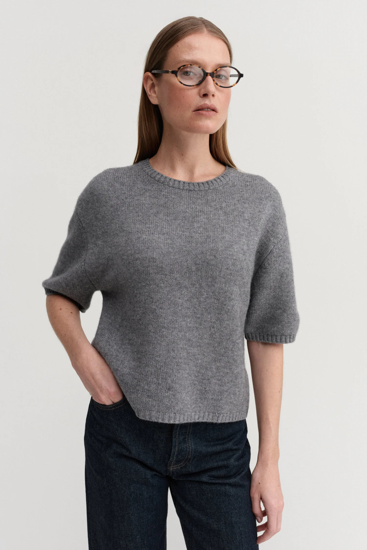 Fei T-shirt, grey | Almada Label