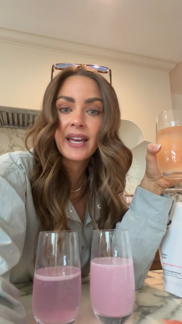 k2o is now exclusively available worldwide at @iHerb. ✨ I ordered these to try because of all the beauty benefits along with the boost of hydration. I think Peach is my fav flavor! k2o is packed with essential electrolytes, hyaluronic acid, & bioactive collagen peptides designed to support your skin from within. Music to my beauty loving ears! You can use my code: LAURENR for 15% off k2o on iHerb.